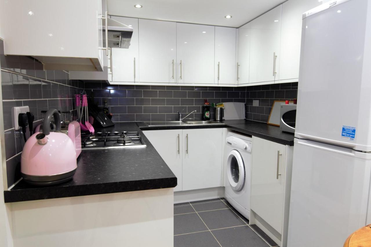 Stylish 2 Bedroom Apartment In The Heart Of Greenwich Лондон Экстерьер фото