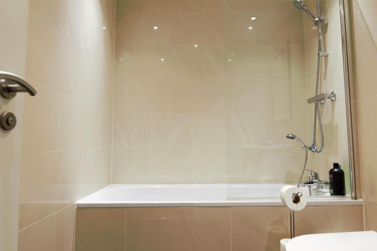 Stylish 2 Bedroom Apartment In The Heart Of Greenwich Лондон Экстерьер фото